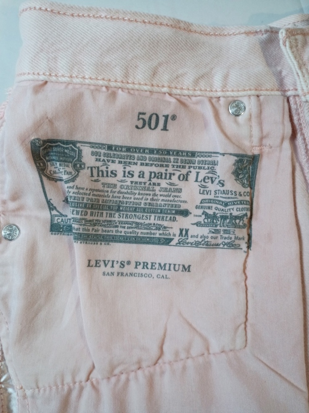 Levi’s 501 Premium Pink Denim Cut Off Shorts High Rise W28 - Picture 9 of 11